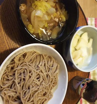 今日の夕飯～暖かいお蕎麦＆大根の漬物