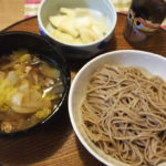 今日の夕飯～暖かいお蕎麦＆大根の漬物